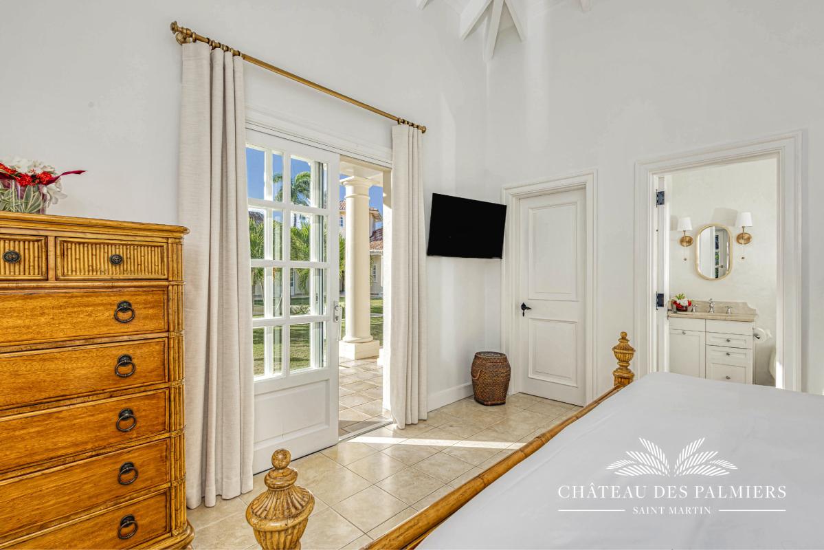 35.Location villa Chateau des Palmiers accés mer Terres Basses Saint Martin